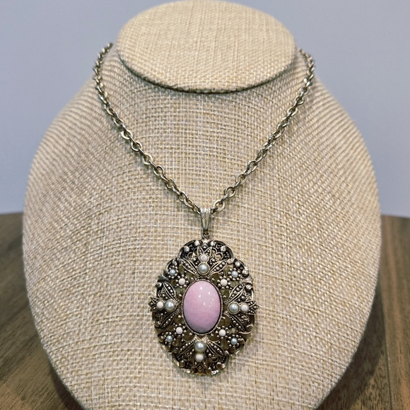 Avon Jewelry - Vintage Avon Pink Cabochon Statement Necklace – Victorian Style Gold Tone